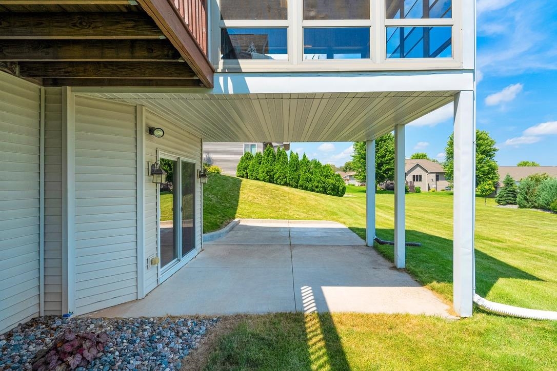 2134 LUXURY Drive