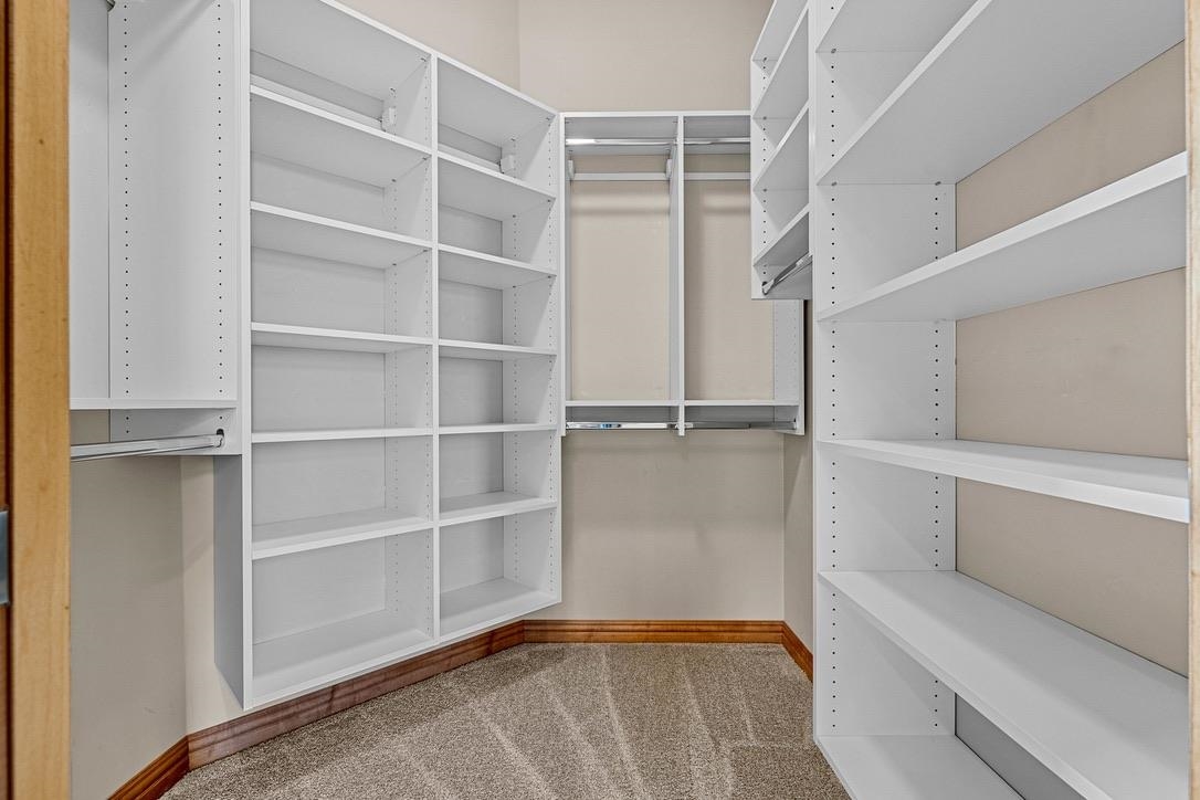 2134 LUXURY Drive