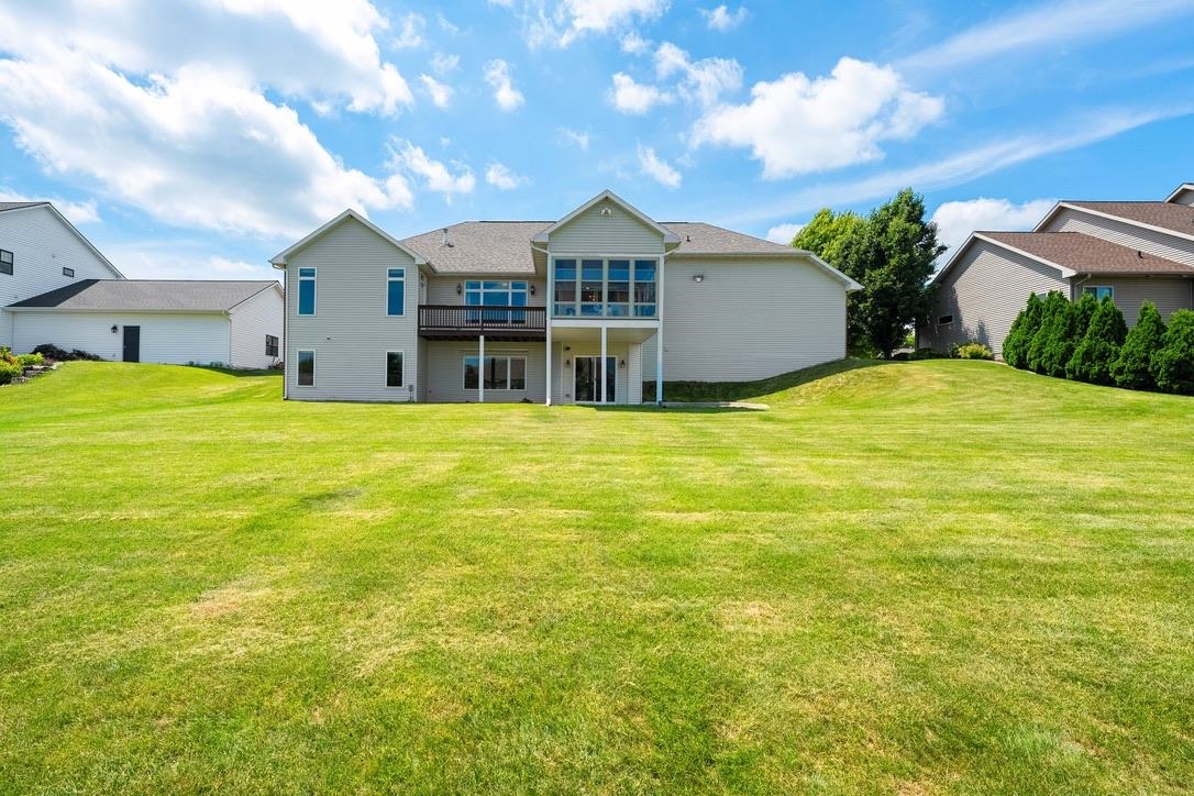 2134 LUXURY Drive