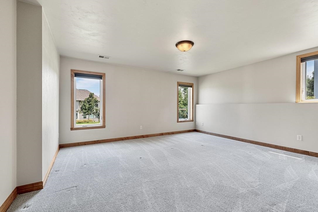 2134 LUXURY Drive