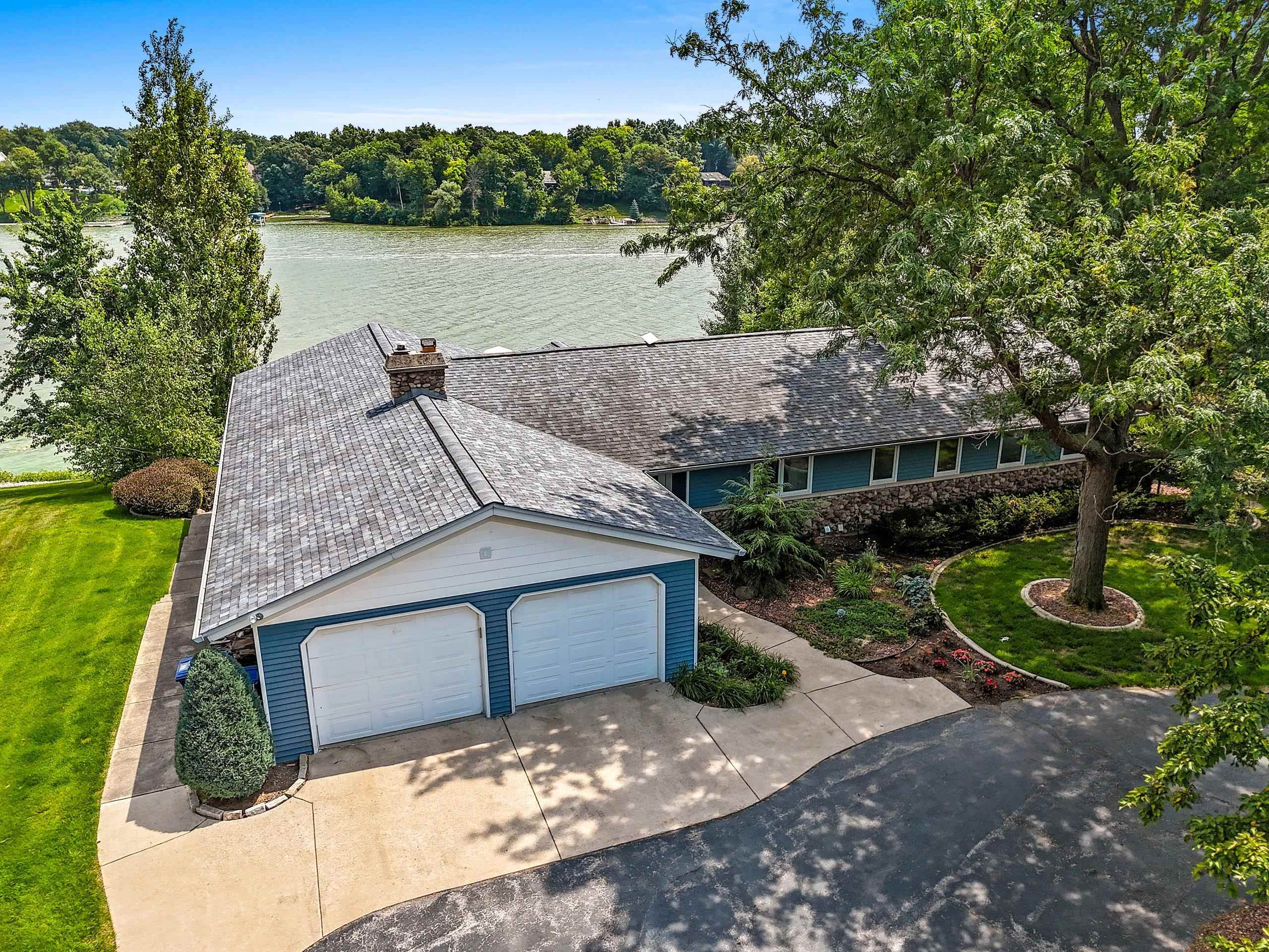 2057 LOST DAUPHIN Road