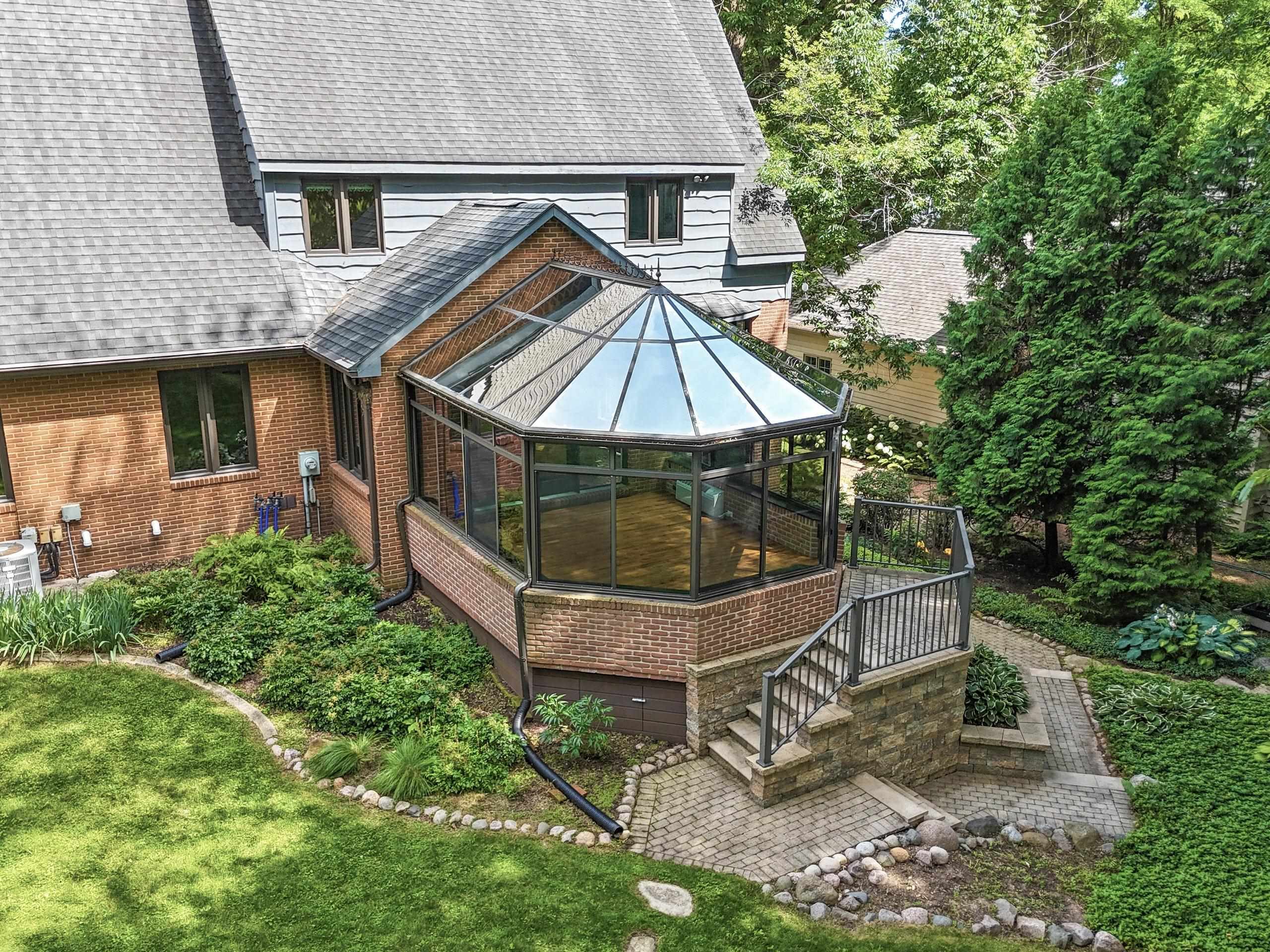 2060 WINTERGREEN Court