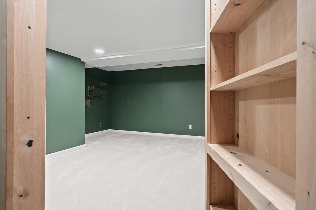 2060 WINTERGREEN Court