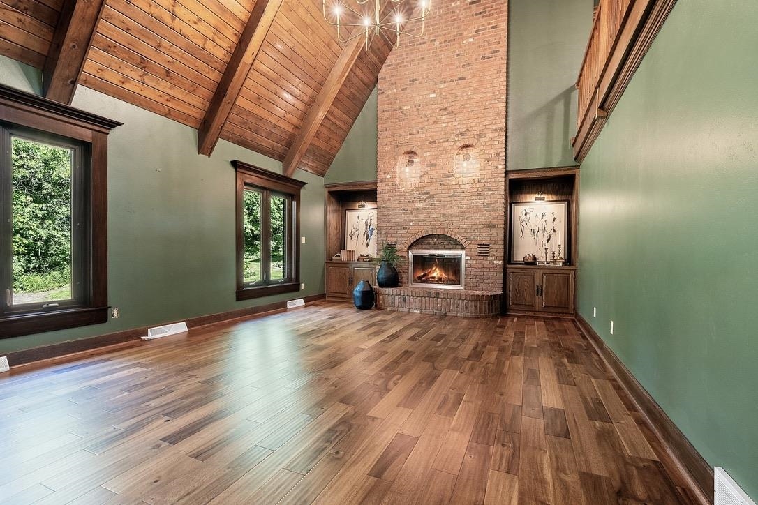 2060 WINTERGREEN Court