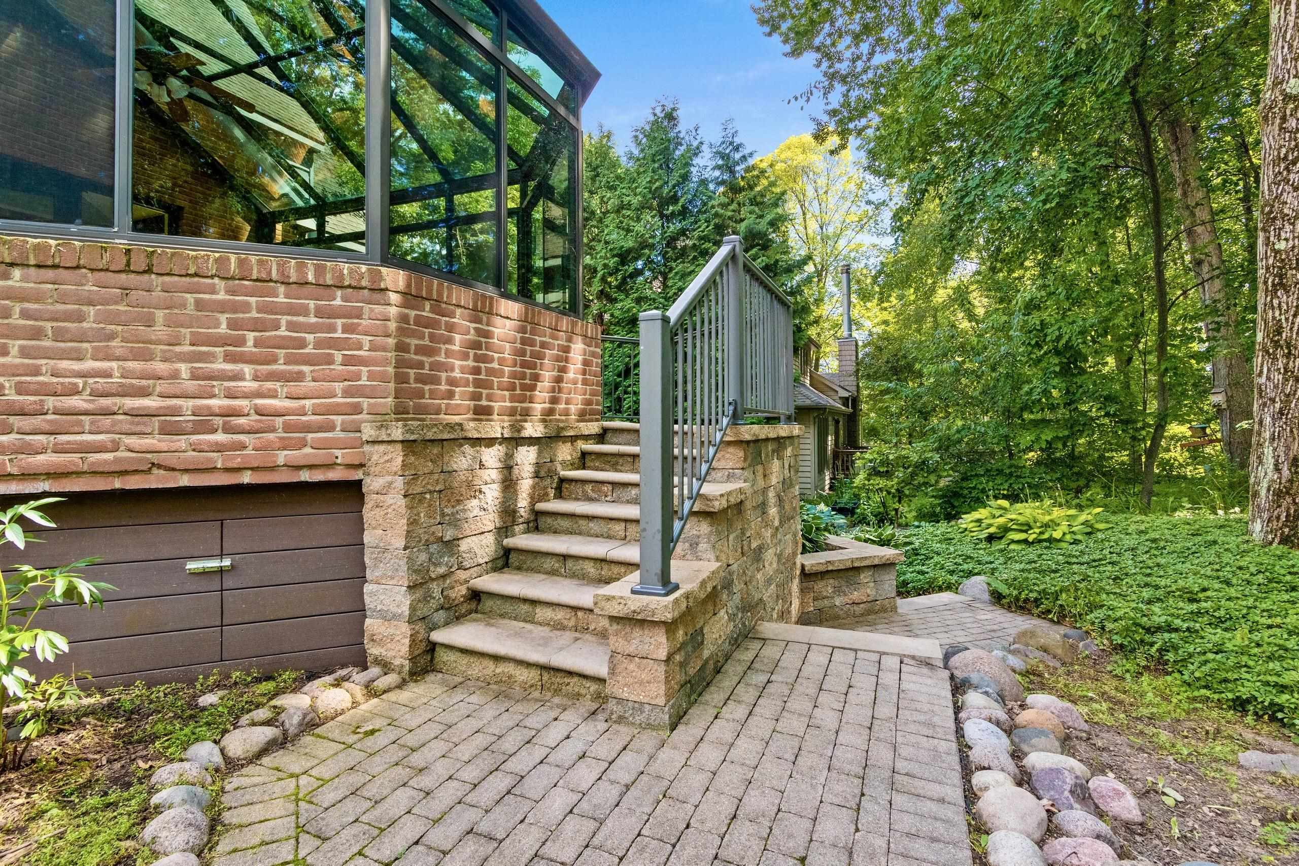 2060 WINTERGREEN Court