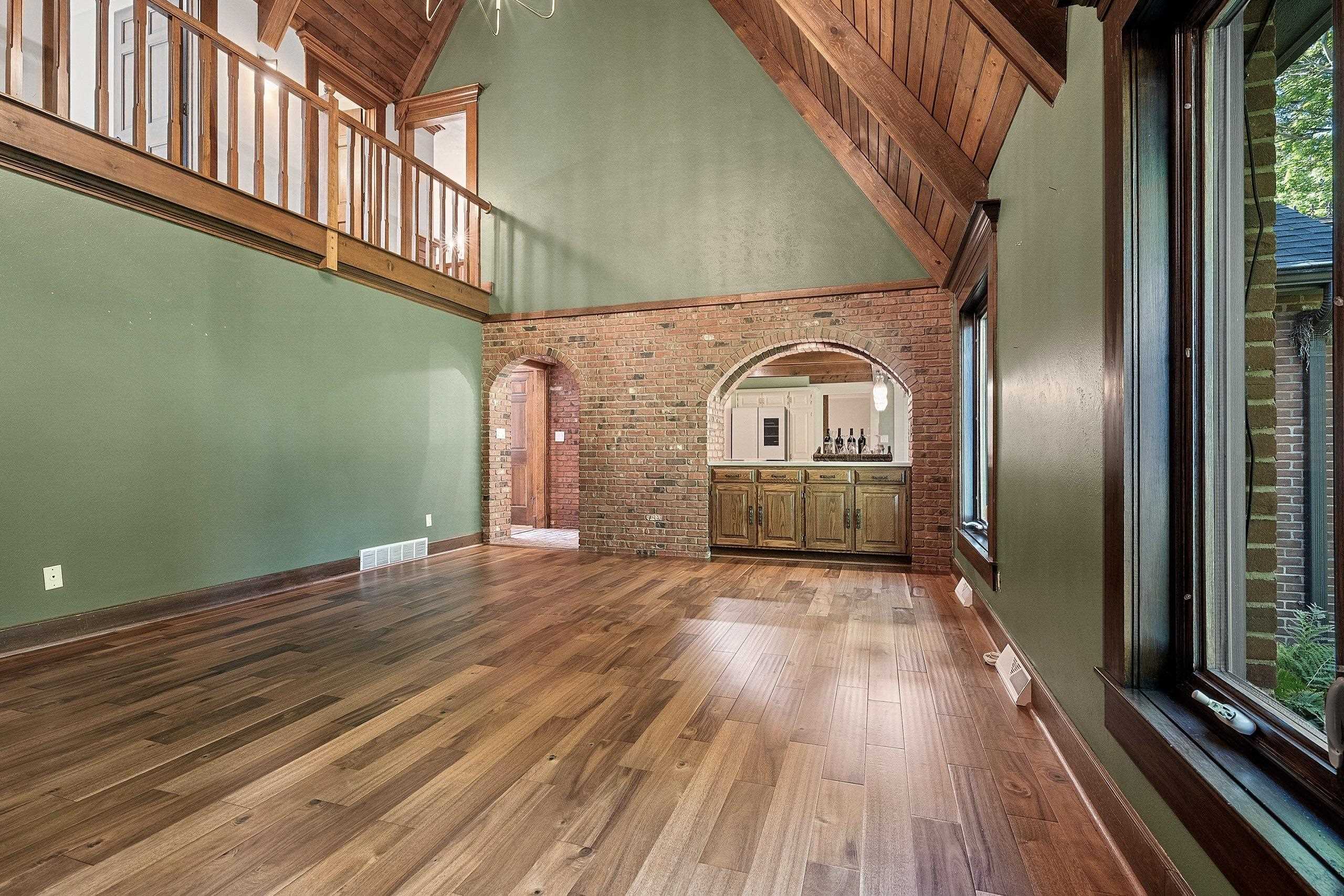 2060 WINTERGREEN Court
