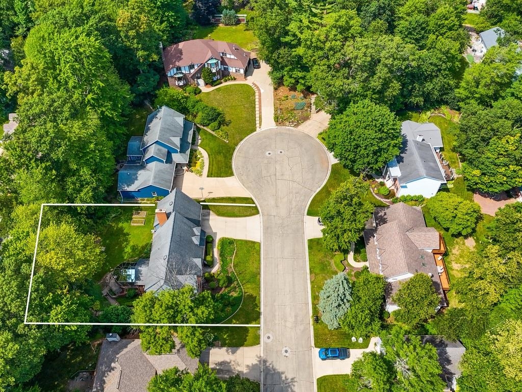 2060 WINTERGREEN Court