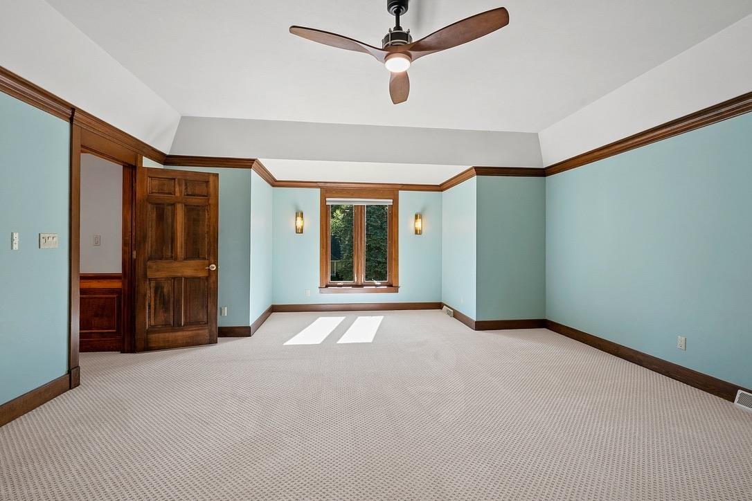 2060 WINTERGREEN Court
