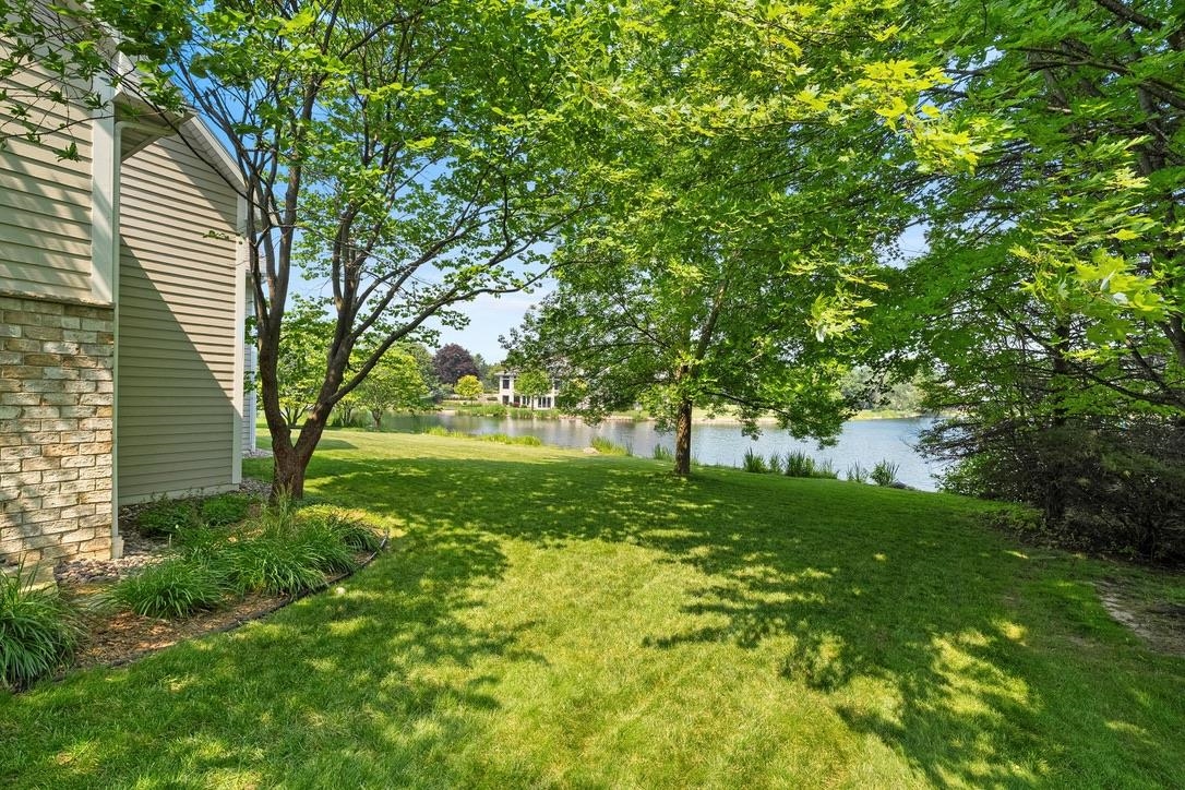 2548 HUNTINGTON Way