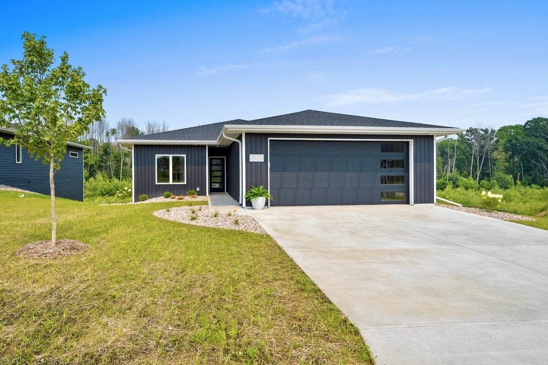 4001 ANTWERP Avenue Unit: UNIT 3