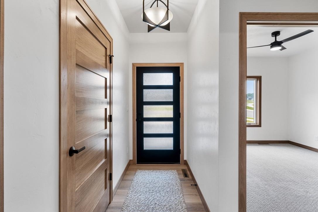 4001 ANTWERP Avenue Unit: 1
