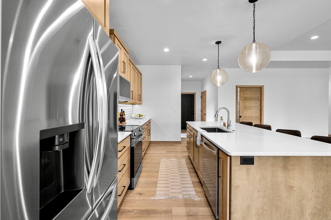 4001 ANTWERP Avenue Unit: 1