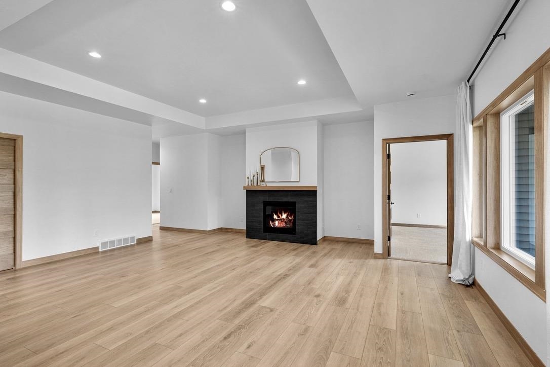 4001 ANTWERP Avenue Unit: 1