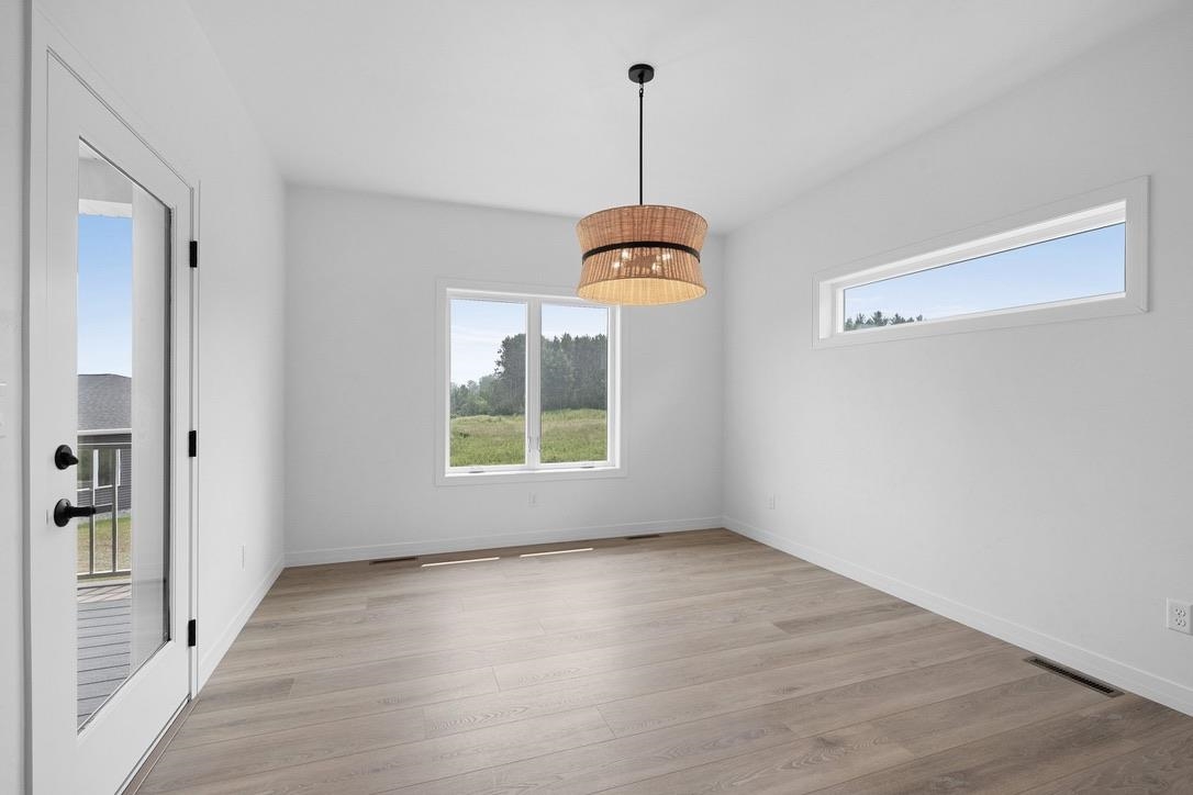 4001 ANTWERP Avenue Unit: UNIT 33