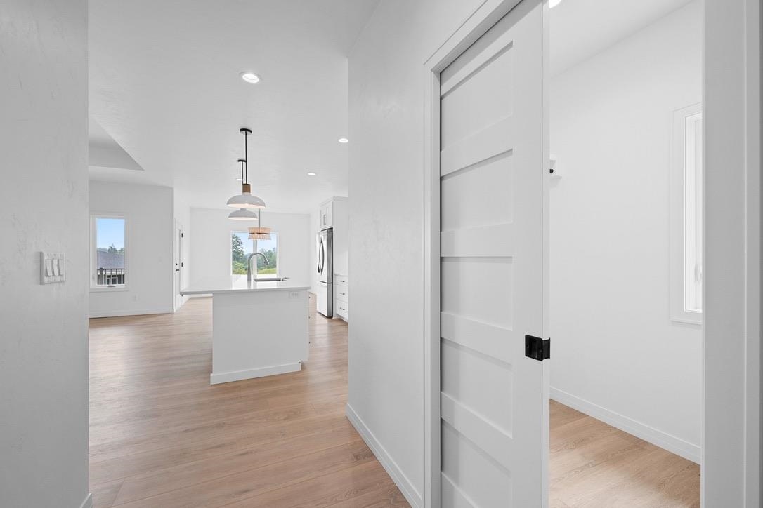 4001 ANTWERP Avenue Unit: UNIT 33