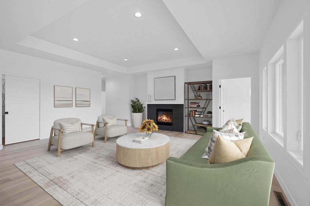 4001 ANTWERP Avenue Unit: UNIT 33