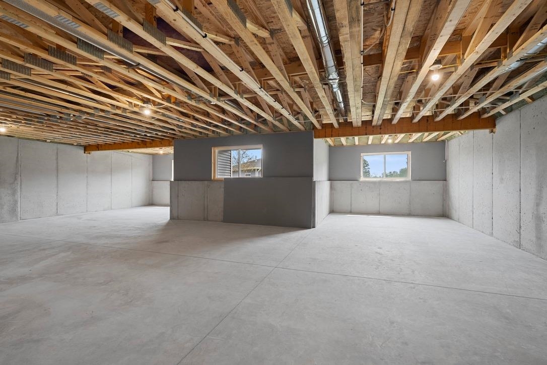 4001 ANTWERP Avenue Unit: UNIT 33