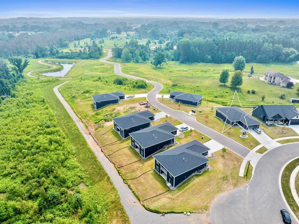 4001 ANTWERP Avenue Unit: UNIT 33