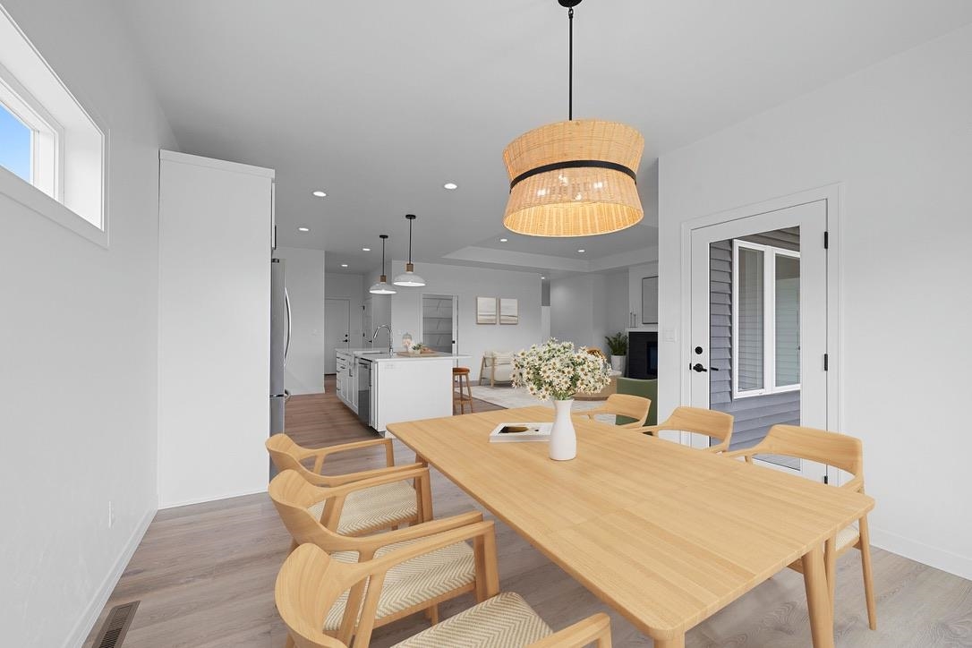 4001 ANTWERP Avenue Unit: UNIT 33