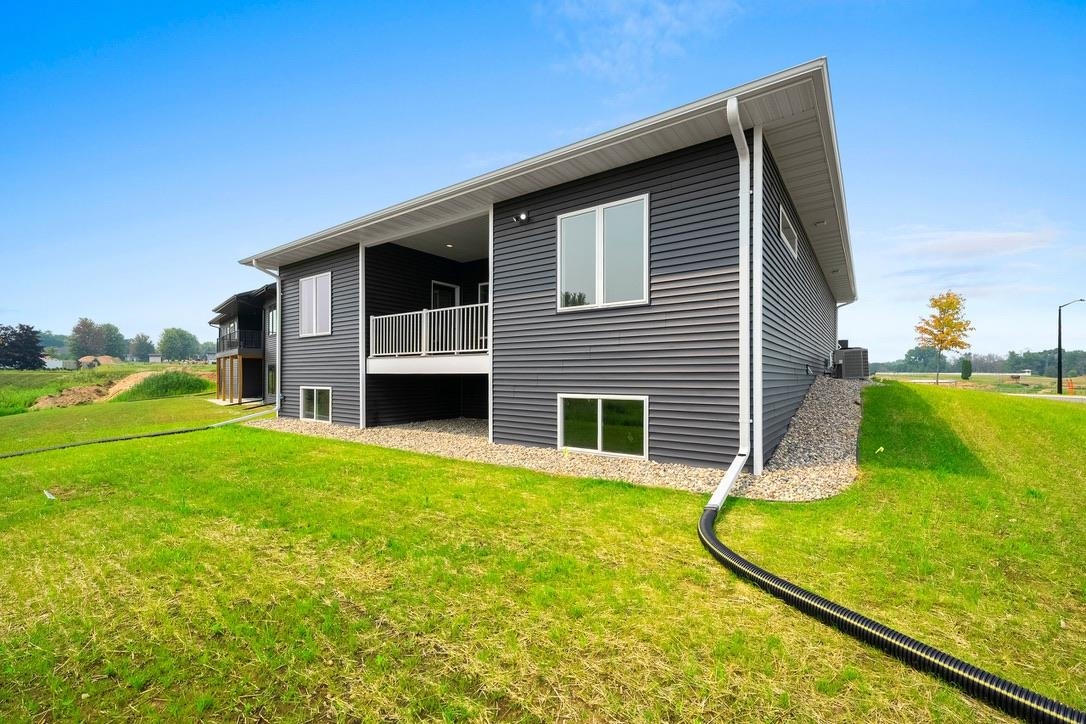 4001 ANTWERP Avenue Unit: UNIT 33