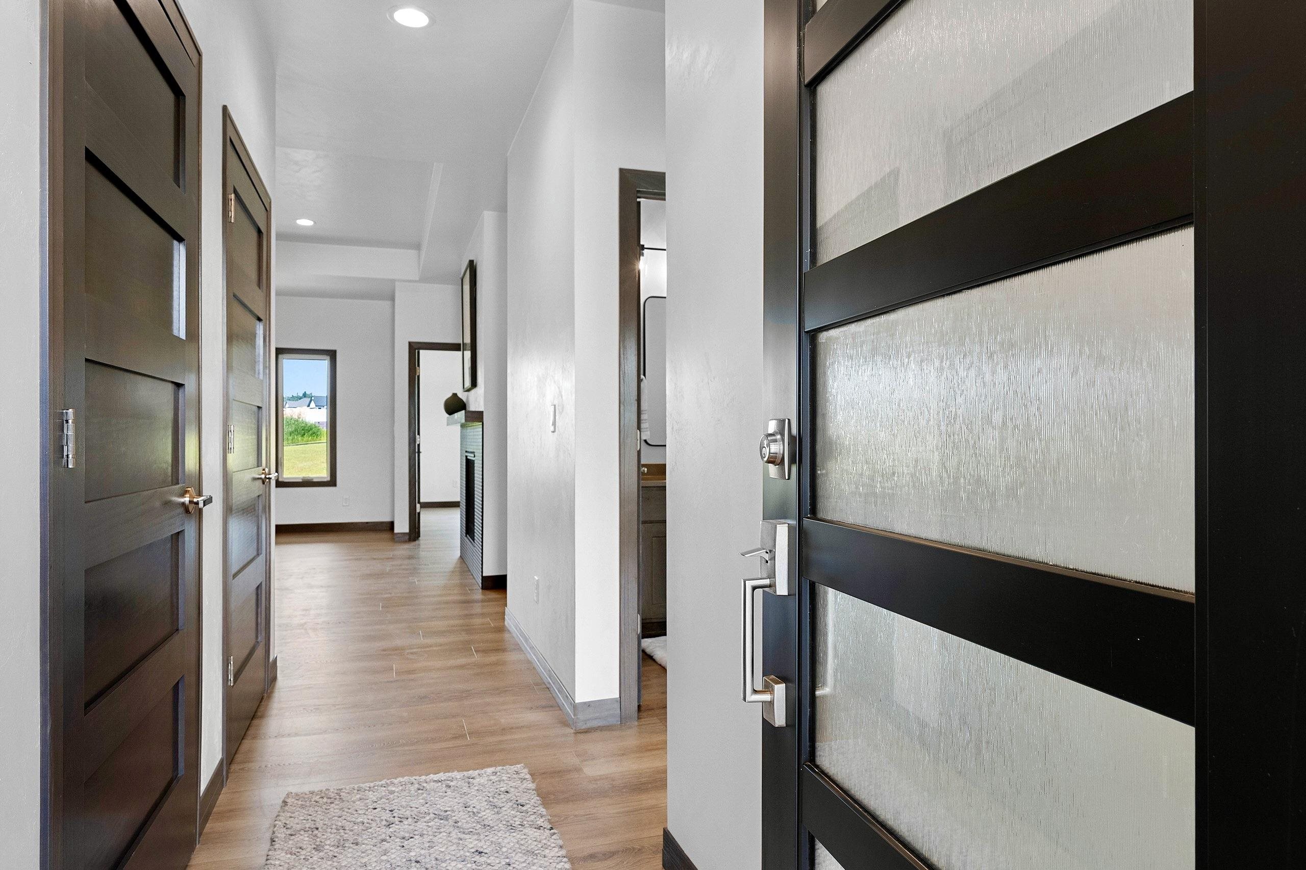 4001 ANTWERP Avenue Unit: 32