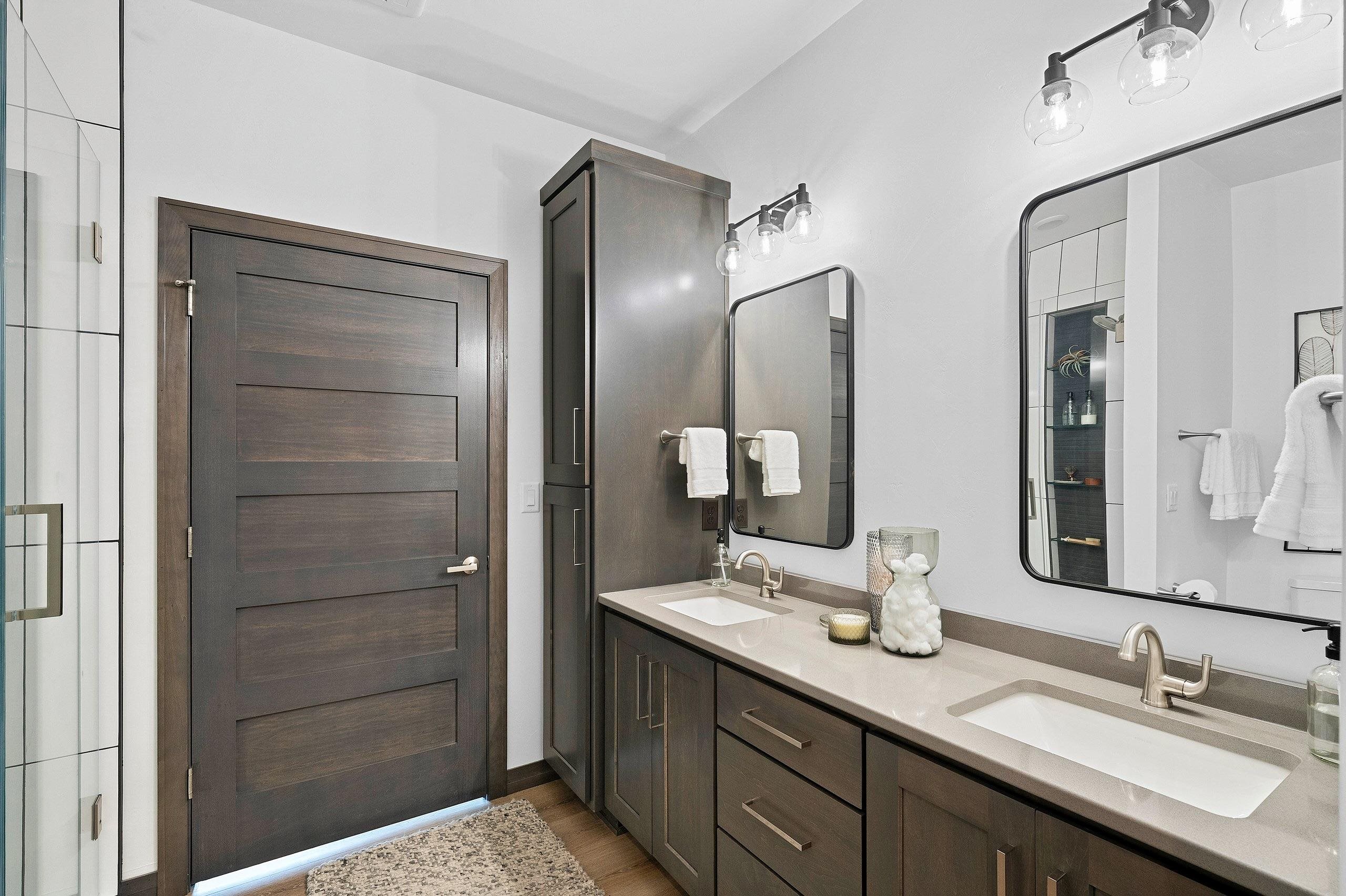 4001 ANTWERP Avenue Unit: 32