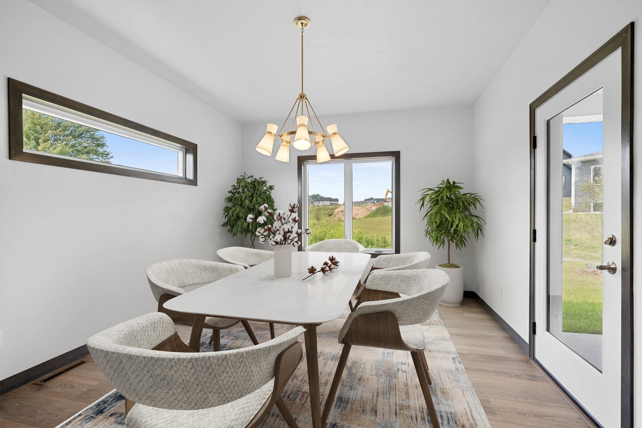 4001 ANTWERP Avenue Unit: 32