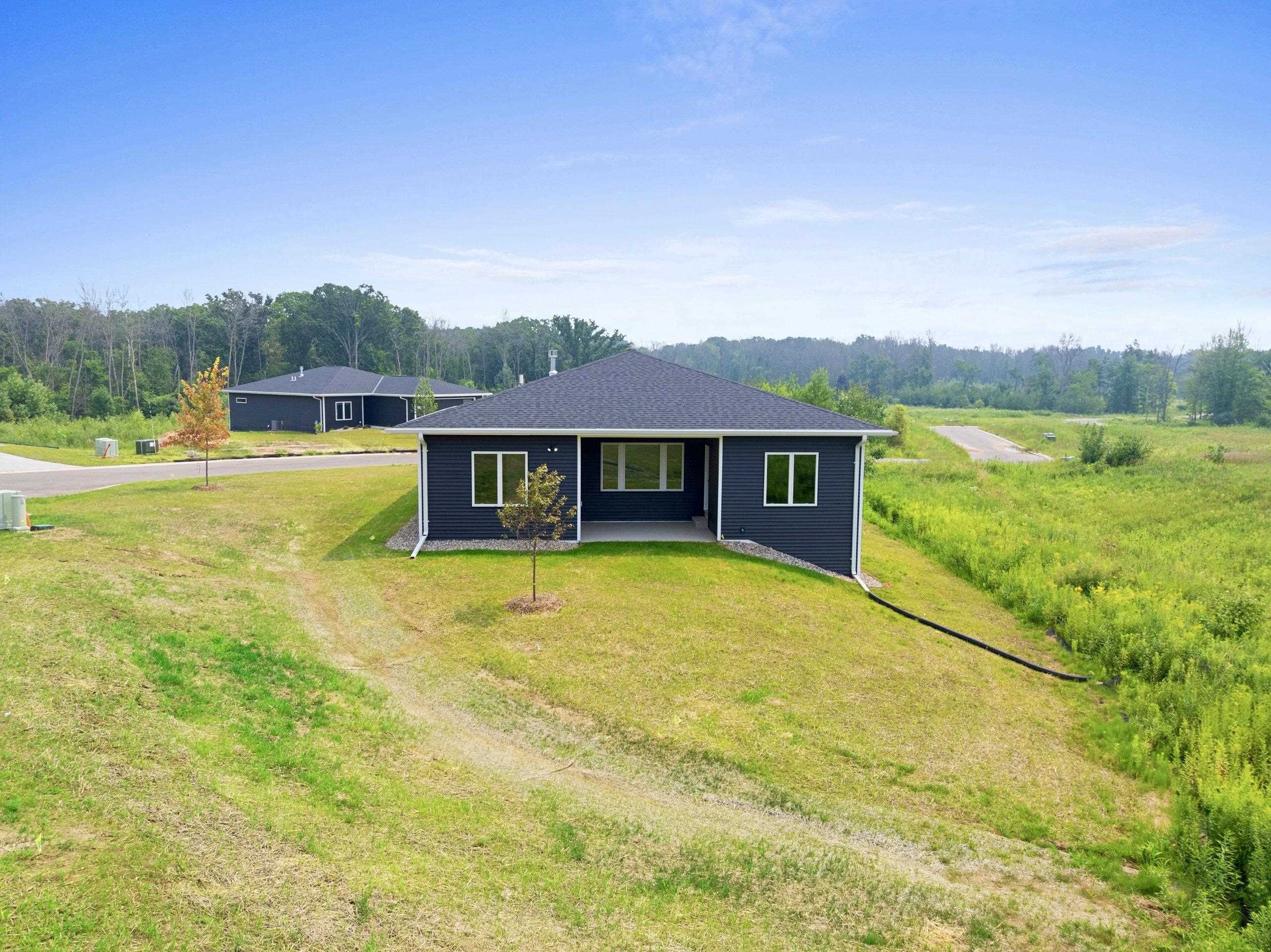 4001 ANTWERP Avenue Unit: 32