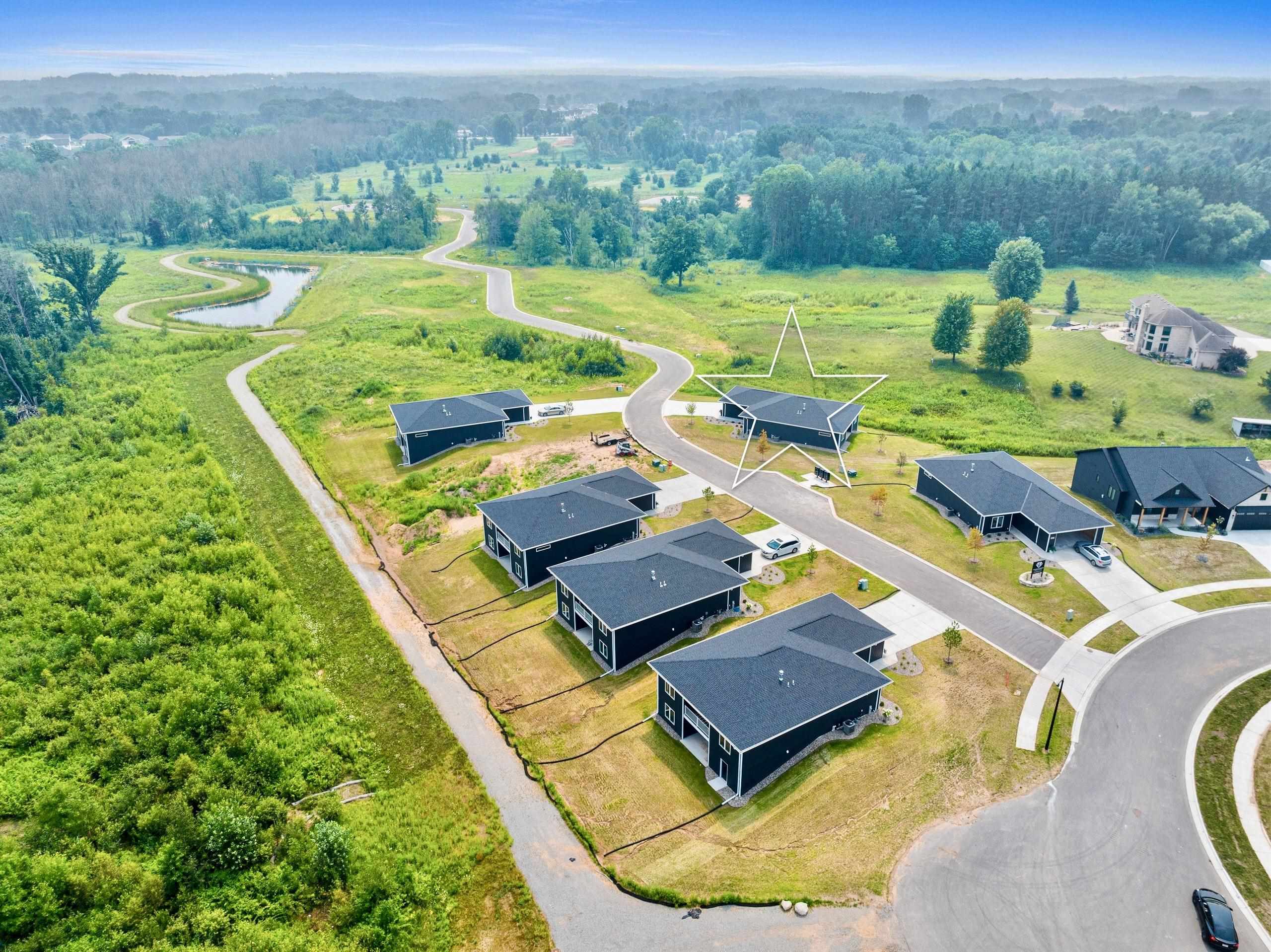 4001 ANTWERP Avenue Unit: 32