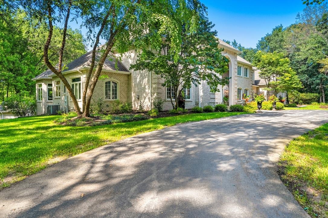 2048 MUIRWOOD Court