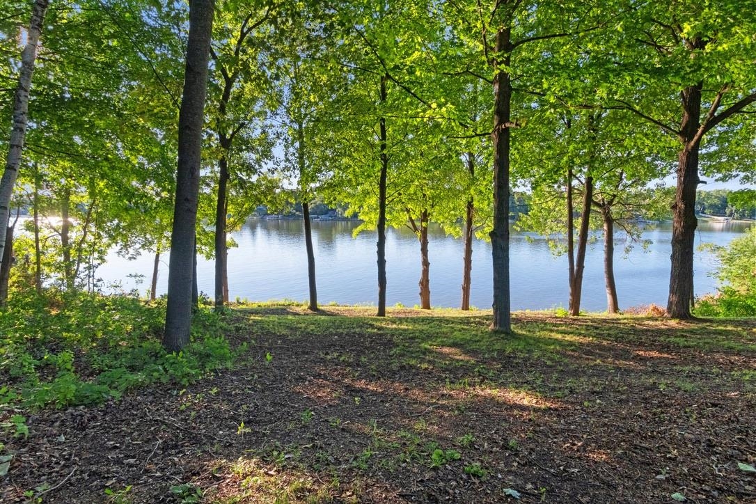 2420 OLD PLANK Road