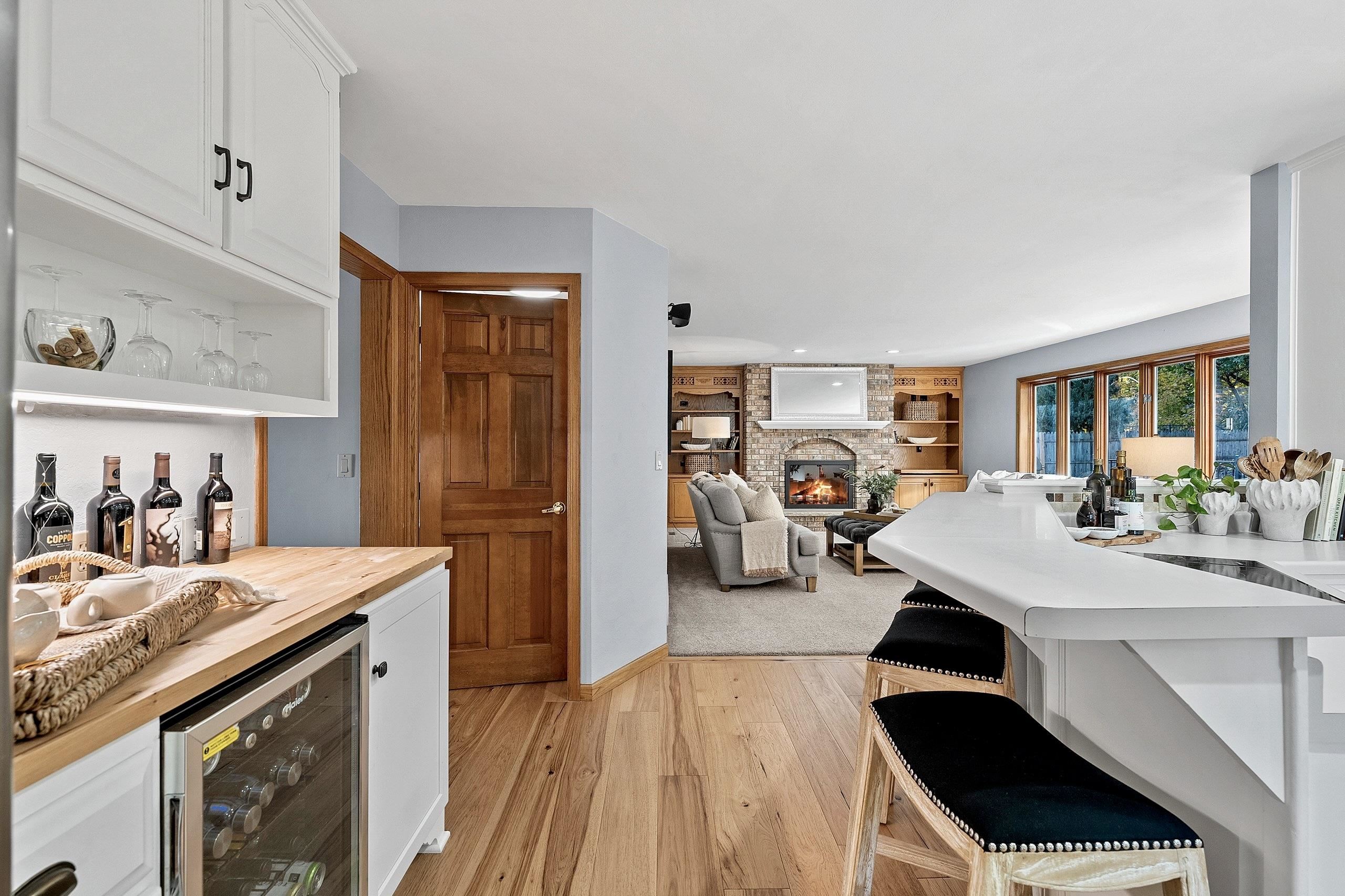 1000 ROLLING GREEN Drive