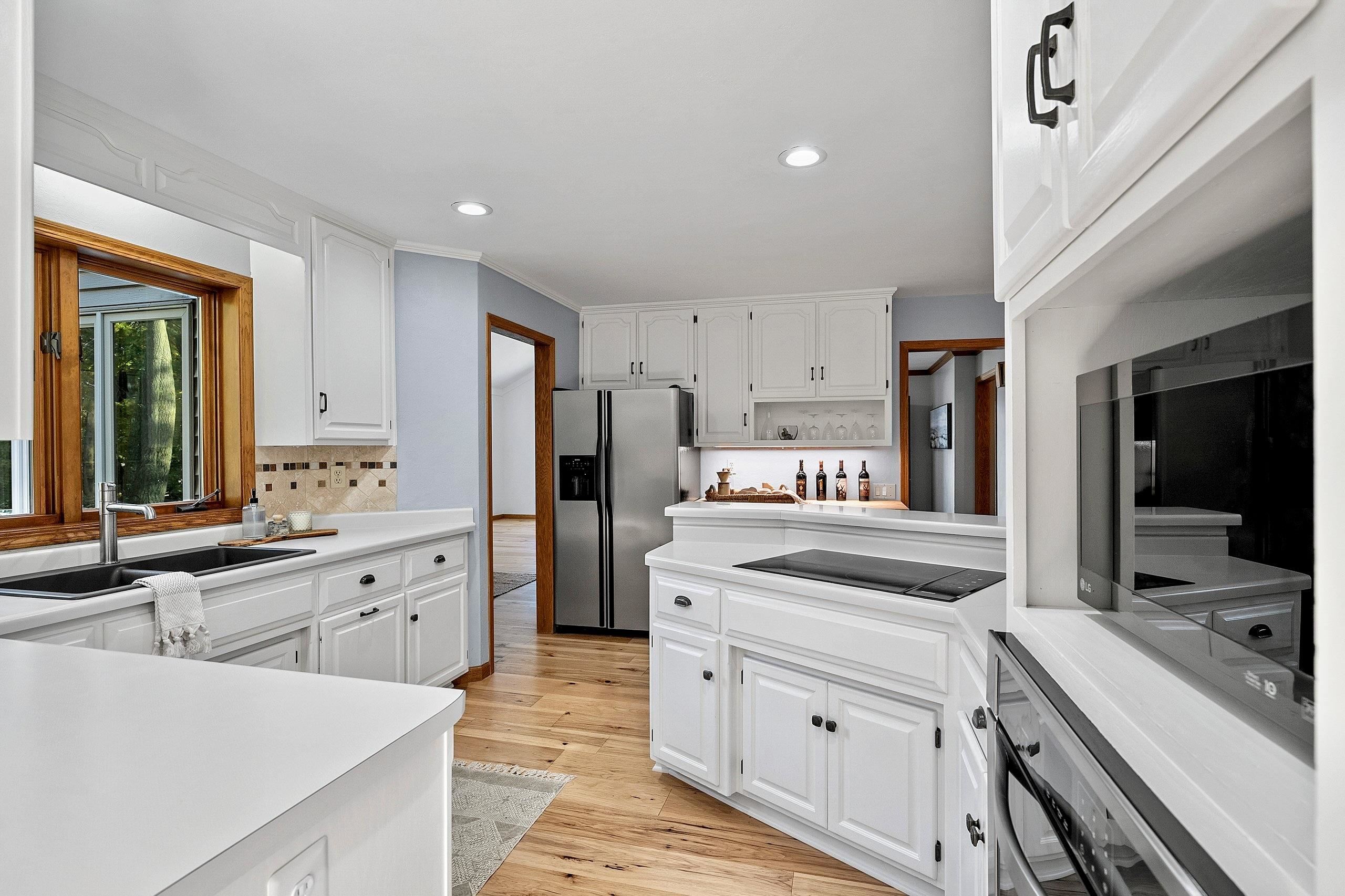 1000 ROLLING GREEN Drive