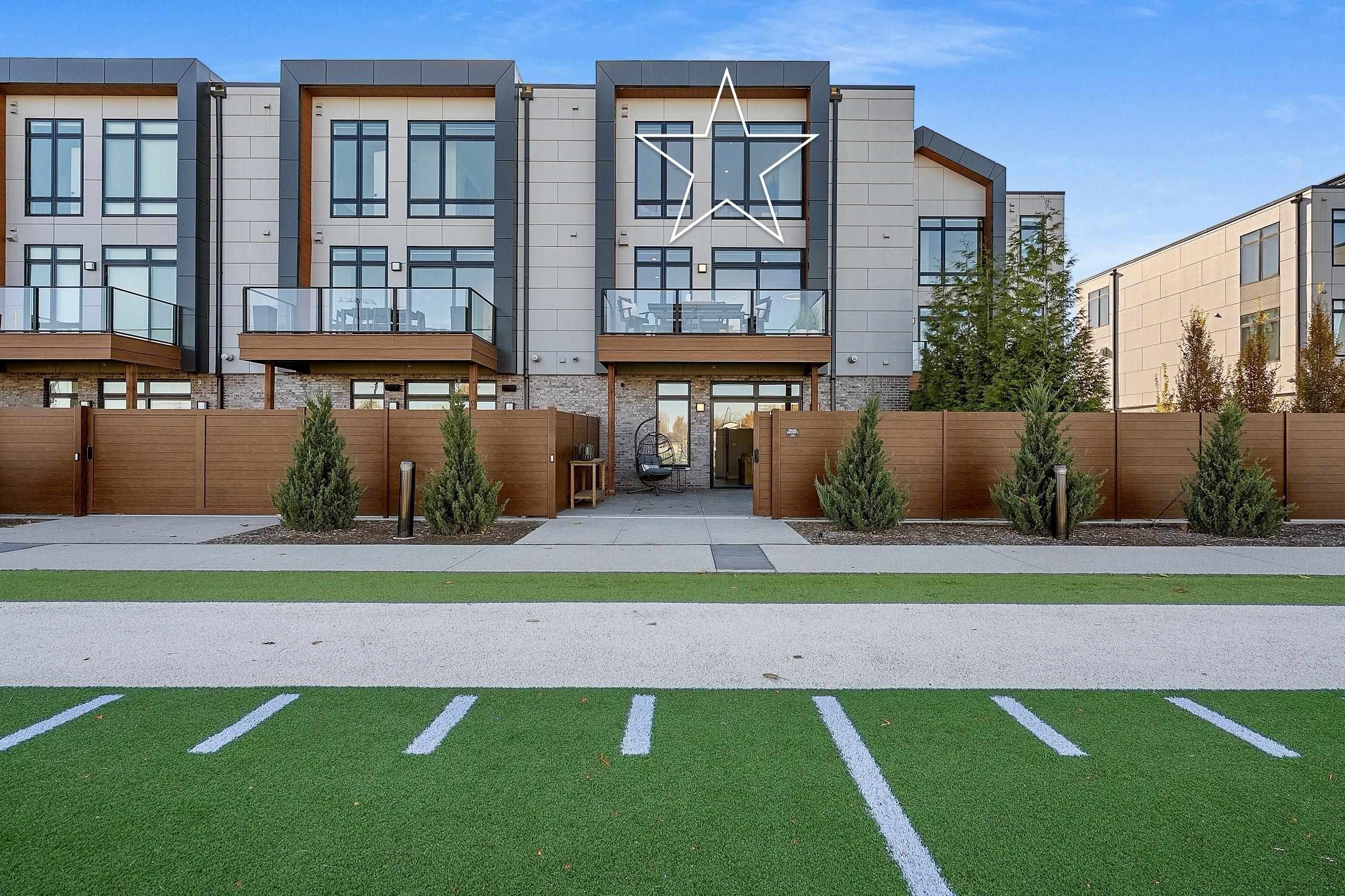 1108 BROOKWOOD Drive Unit: 22