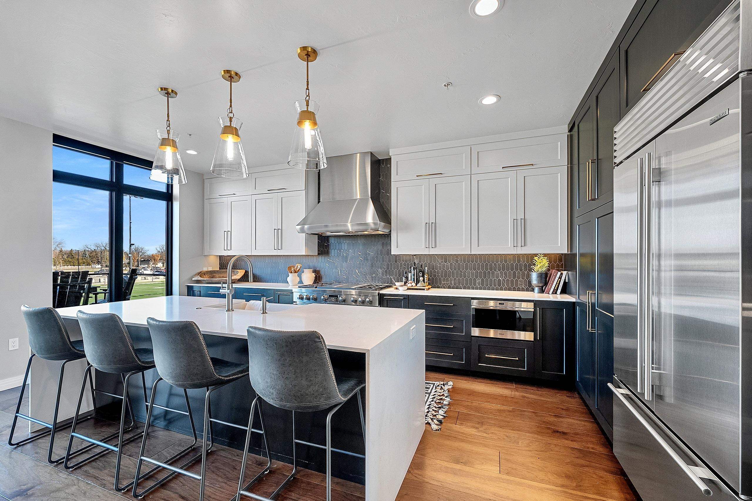 1108 BROOKWOOD Drive Unit: 22