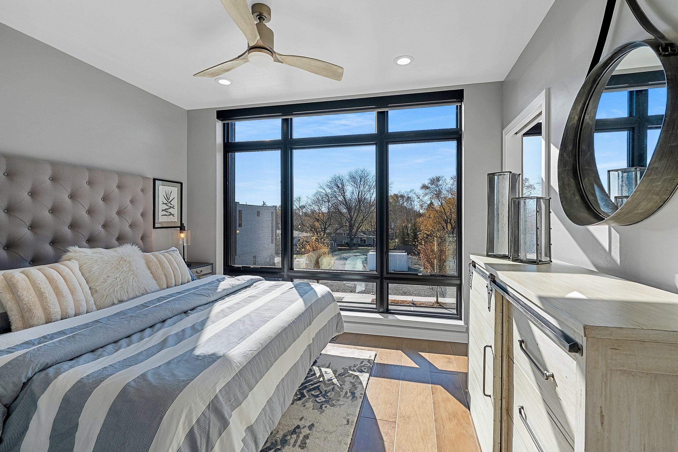 1108 BROOKWOOD Drive Unit: 22