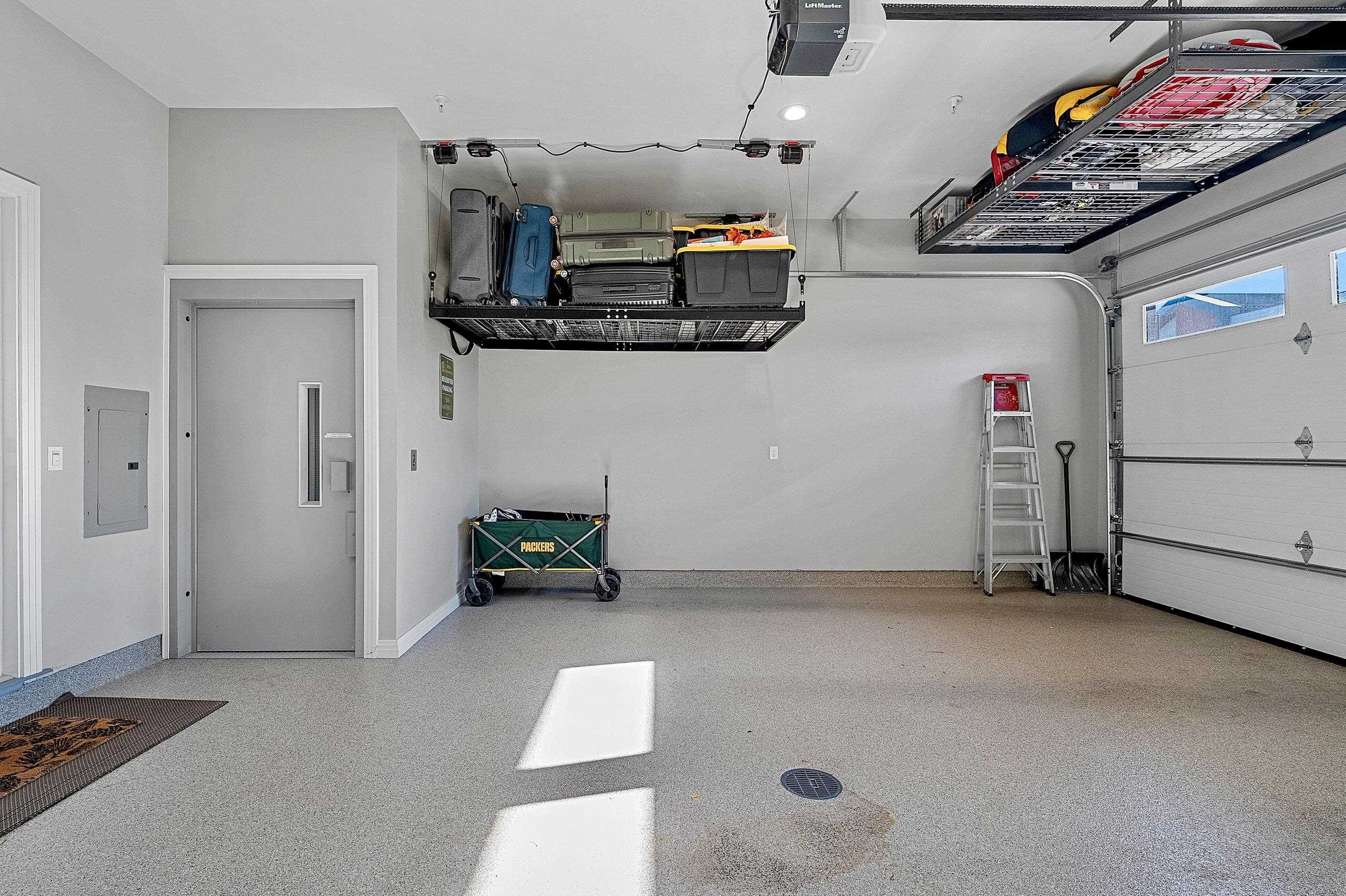 1108 BROOKWOOD Drive Unit: 22