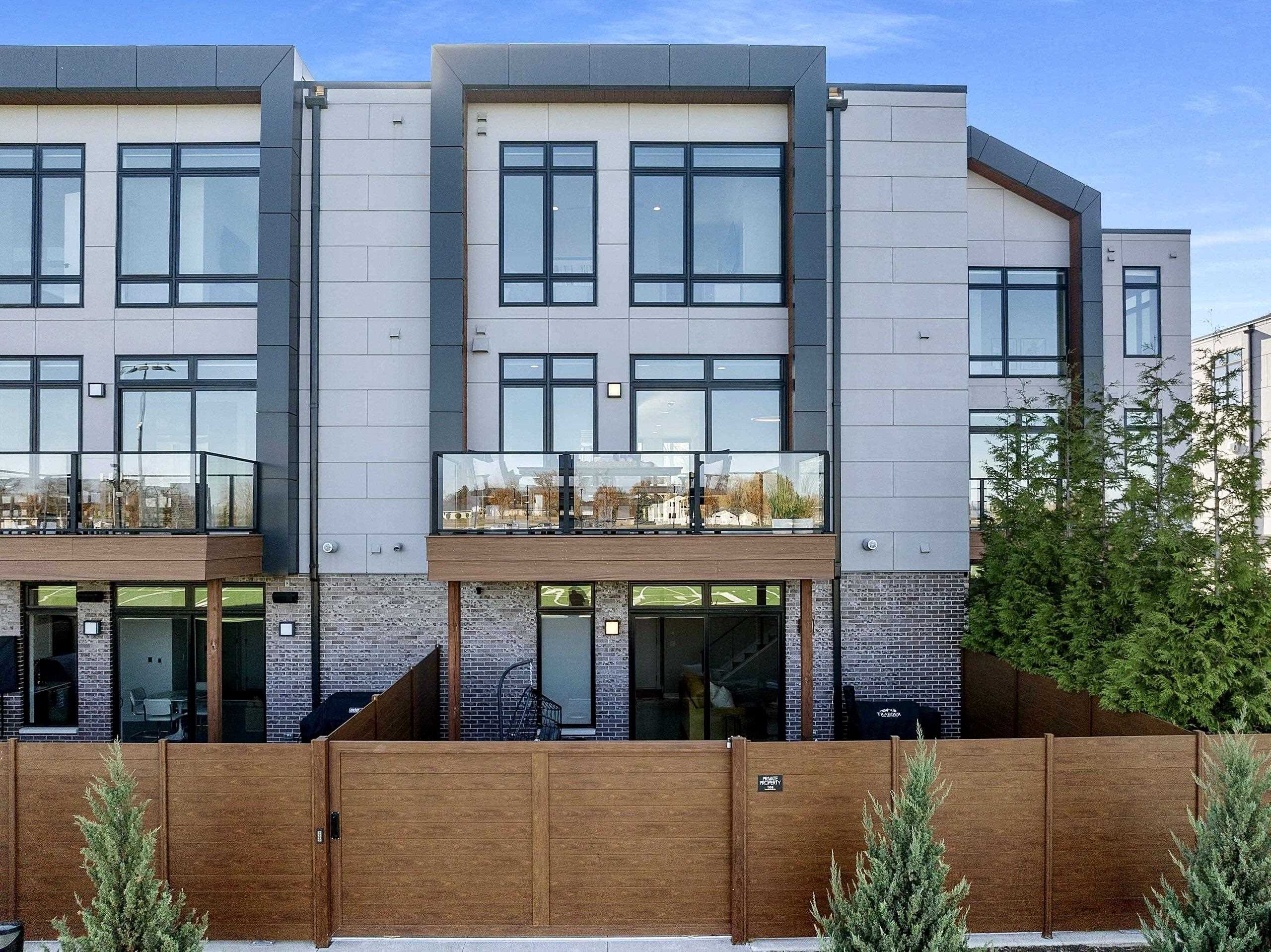 1108 BROOKWOOD Drive Unit: 22