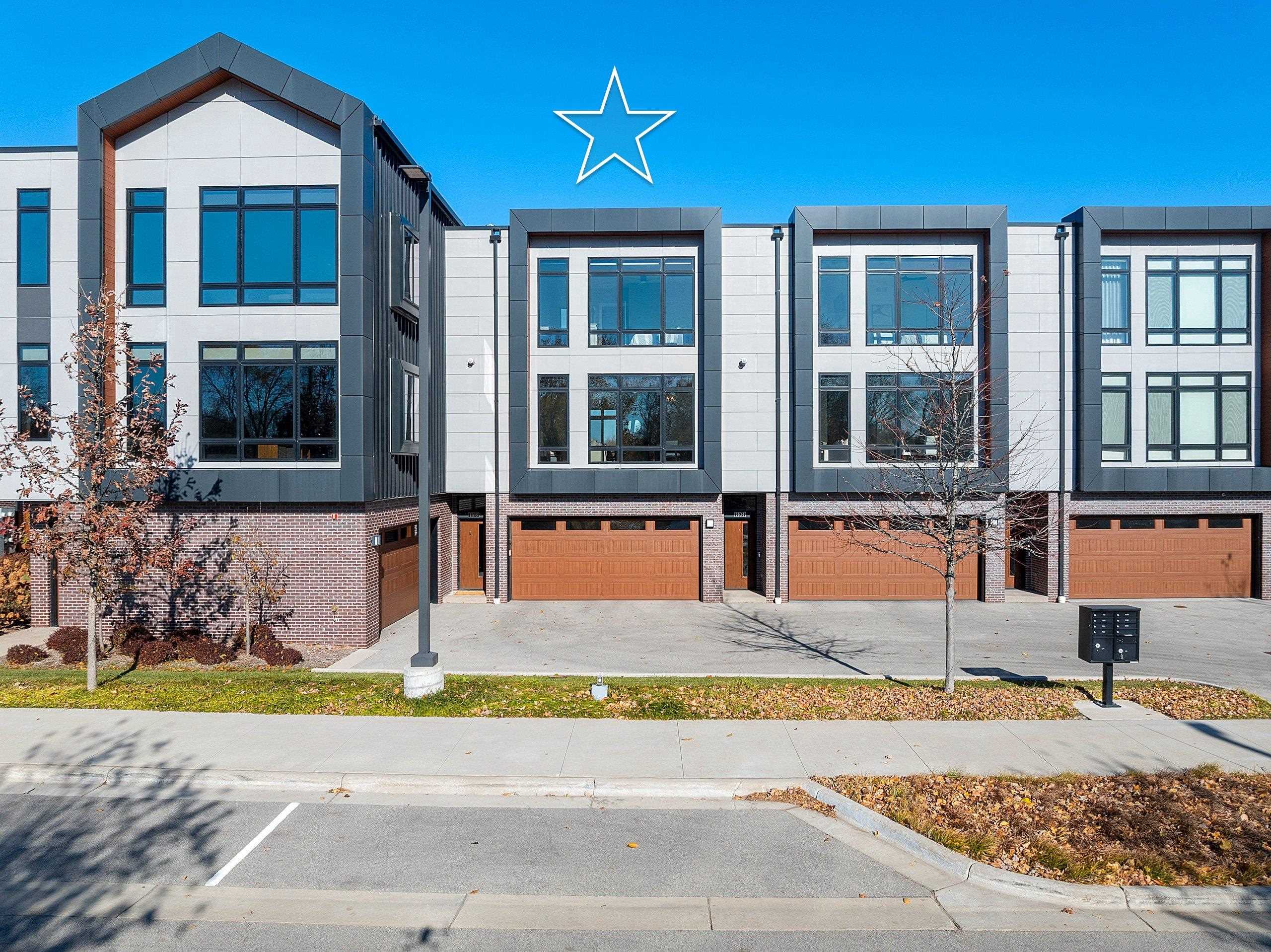 1108 BROOKWOOD Drive Unit: 22