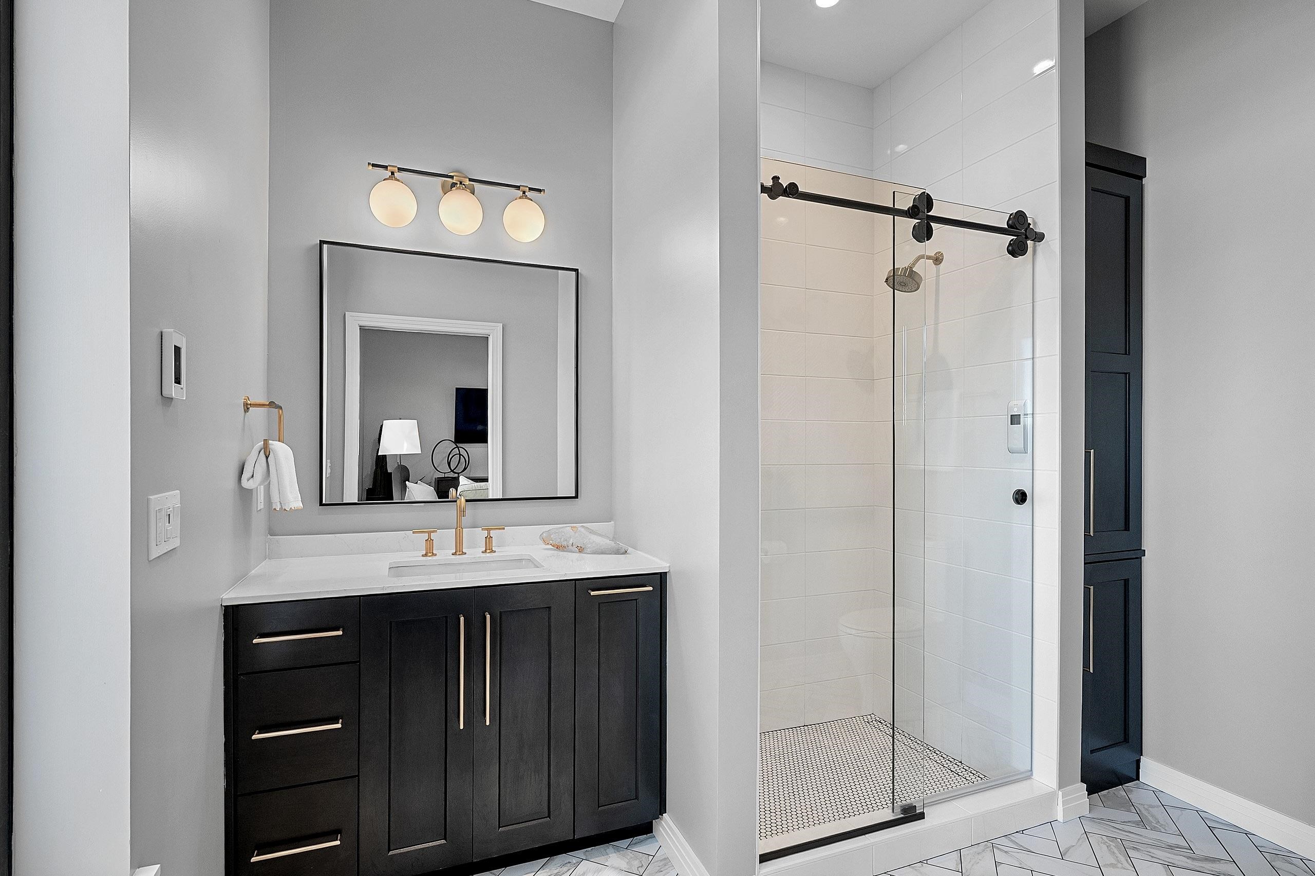 1108 BROOKWOOD Drive Unit: 22