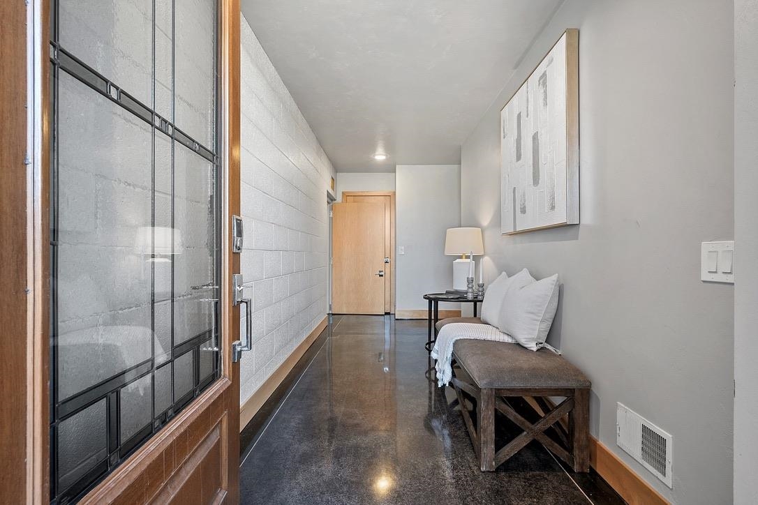 421 S ST AUGUSTINE Street