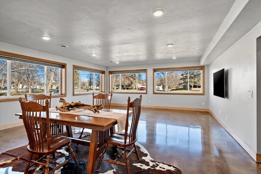 421 S ST AUGUSTINE Street