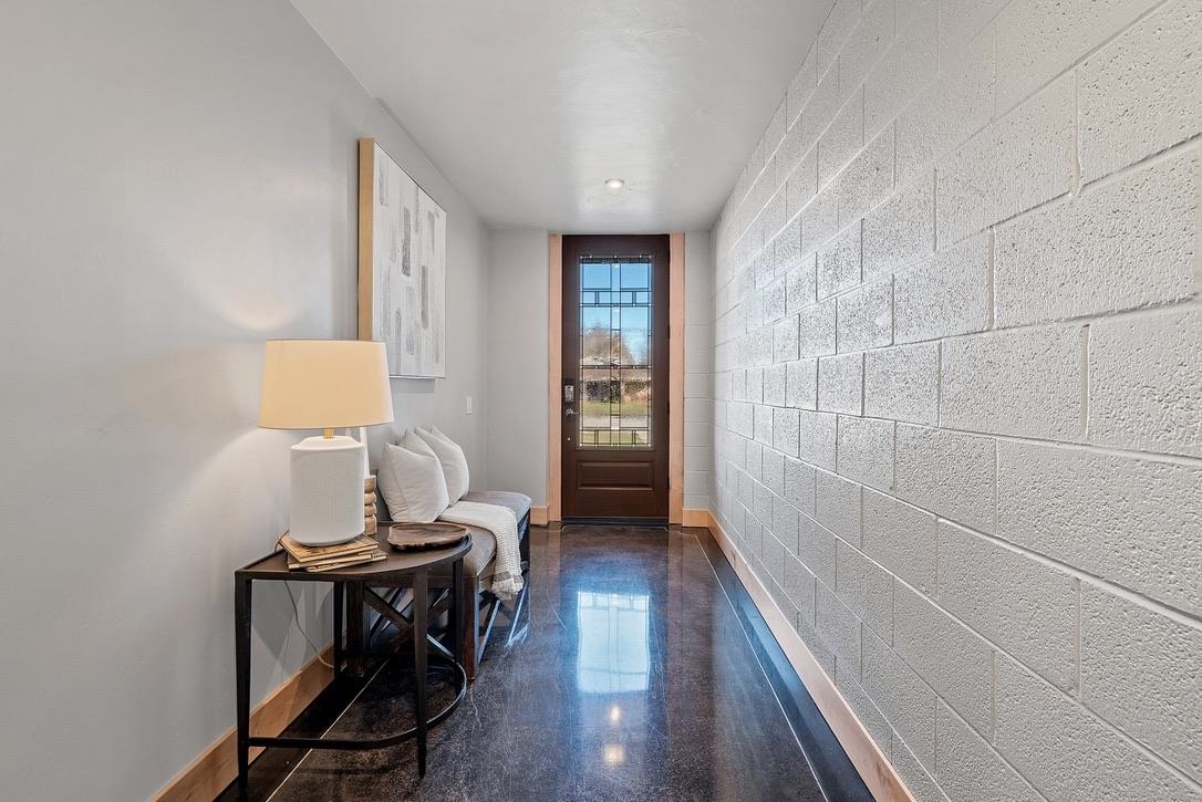 421 S ST AUGUSTINE Street