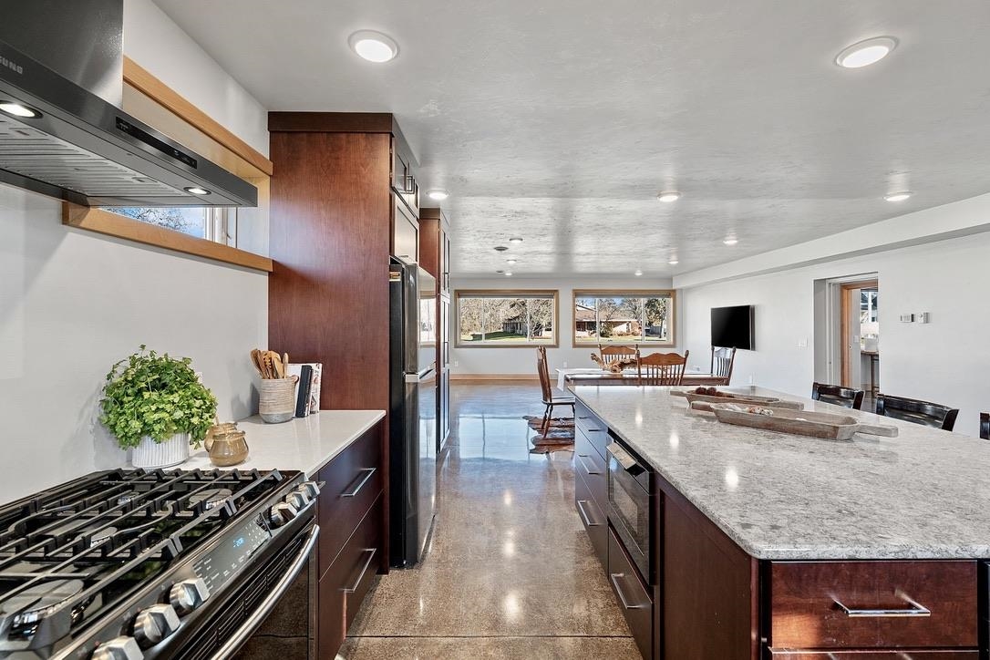 421 S ST AUGUSTINE Street