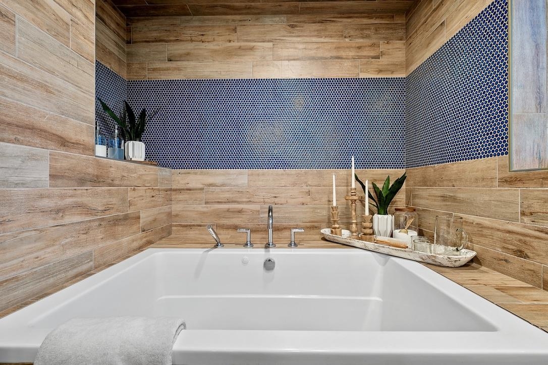 421 S ST AUGUSTINE Street