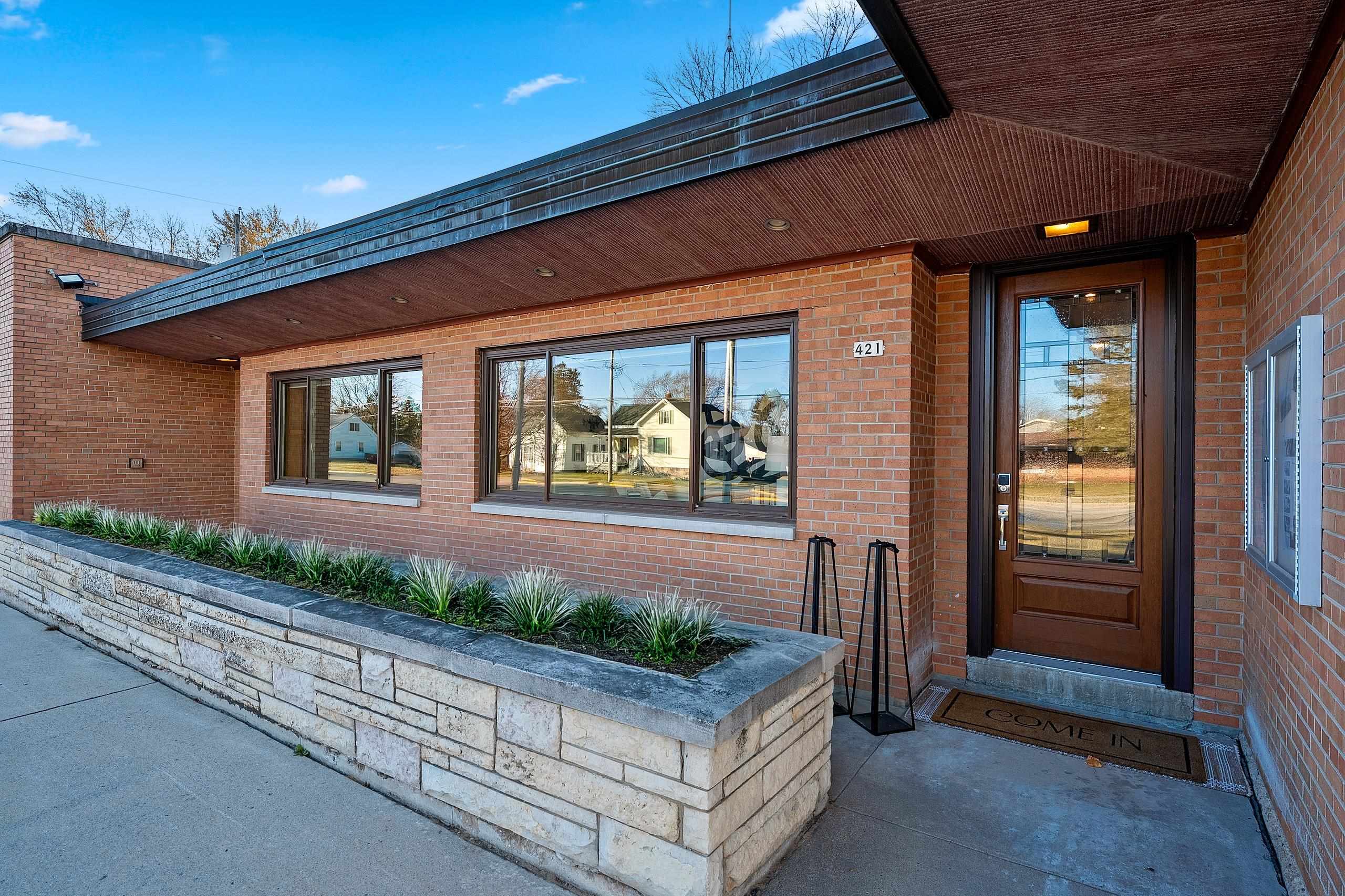 421 S ST AUGUSTINE Street