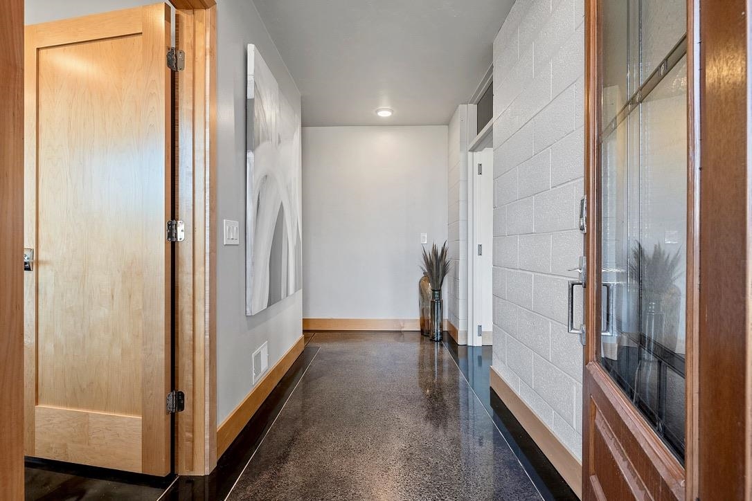 421 S ST AUGUSTINE Street