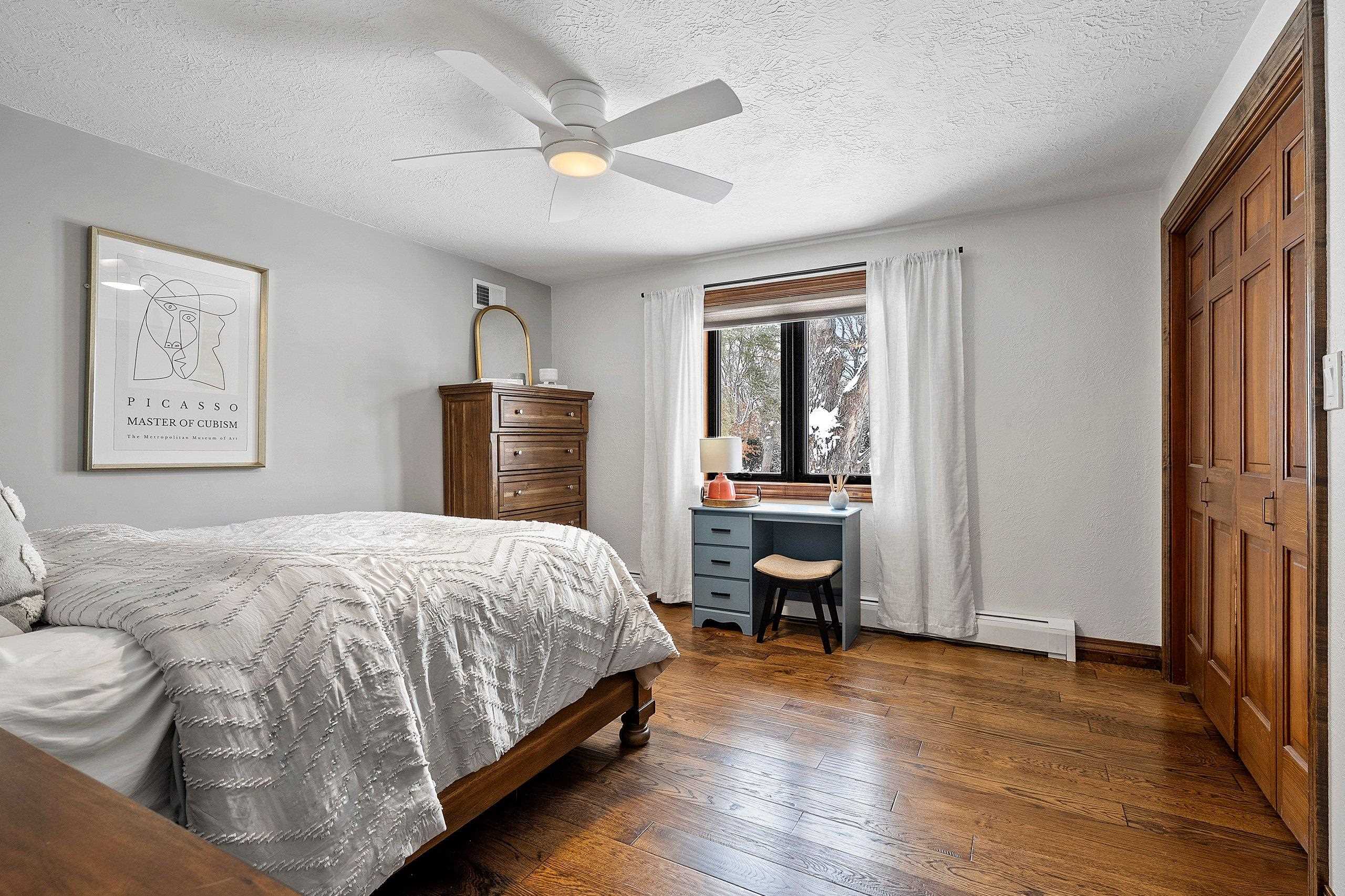 2045 LOST DAUPHIN Road