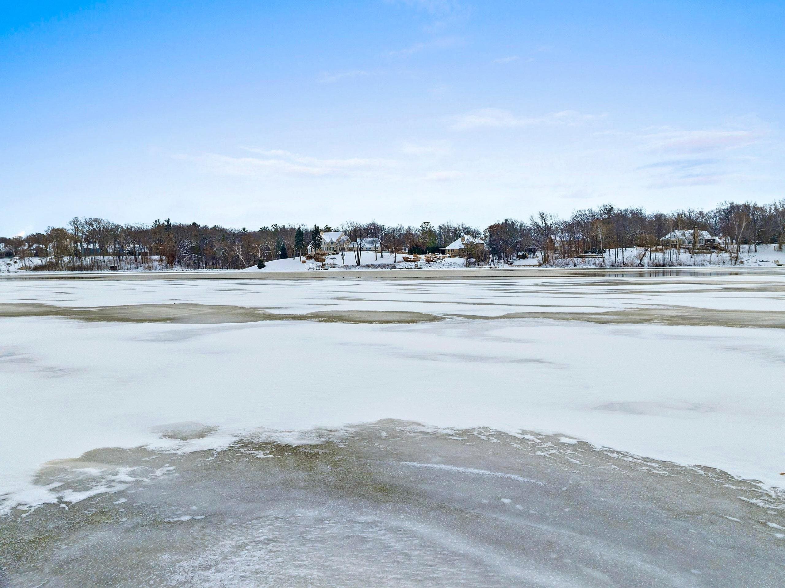 2045 LOST DAUPHIN Road