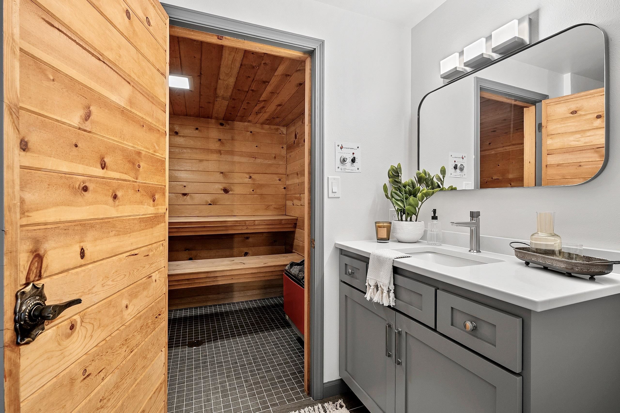 2045 LOST DAUPHIN Road